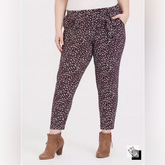 Torrid Purple Leopard Animal Print Pull-On High-Rise Crepe Pant - Picture 2 of 11